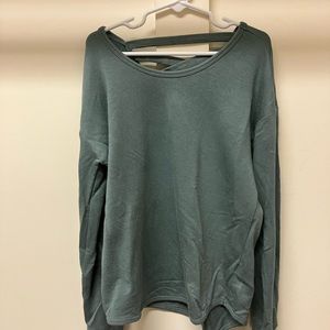Athleta girls shirt